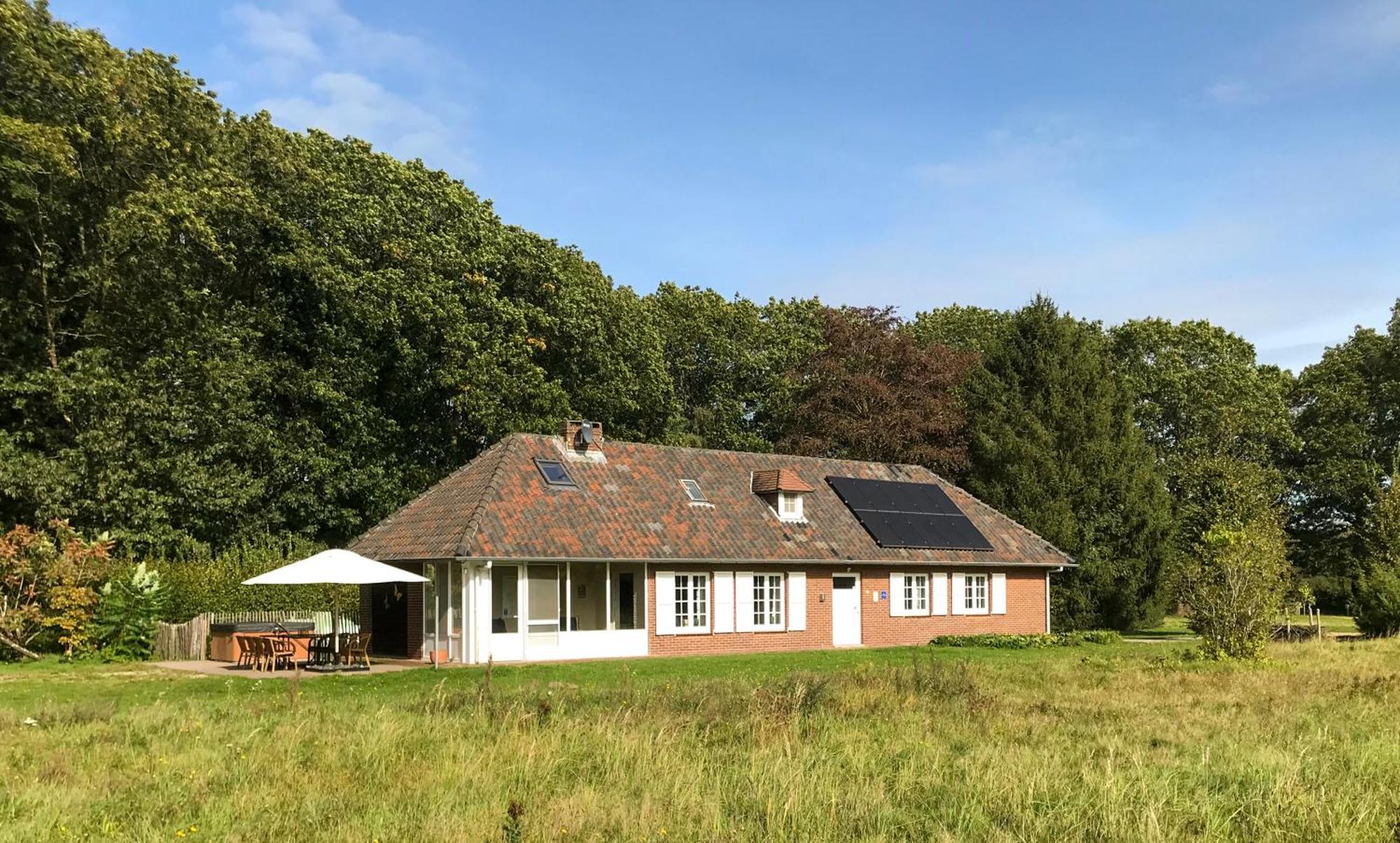 Heidebos Villa Opglabbeek Buitenkant foto